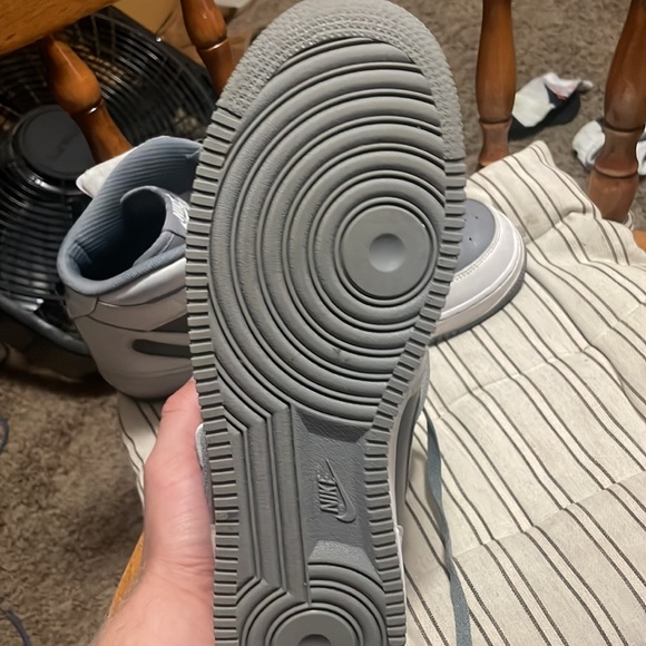 Nike Air Force 1s high tops with strap - Picture 4 of 4